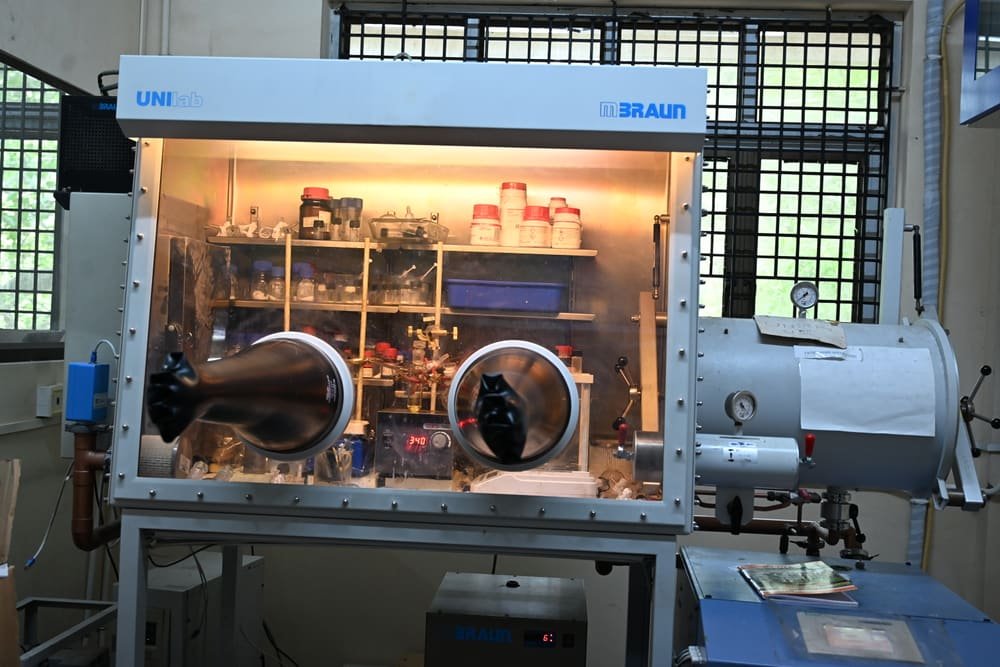 Laboratory of the Organometallics and Polymer Chemistry Group at IIT Madras